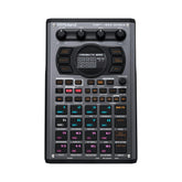 Sampler Roland SP-404MKII con pads RGB y pantalla OLED — vista 1