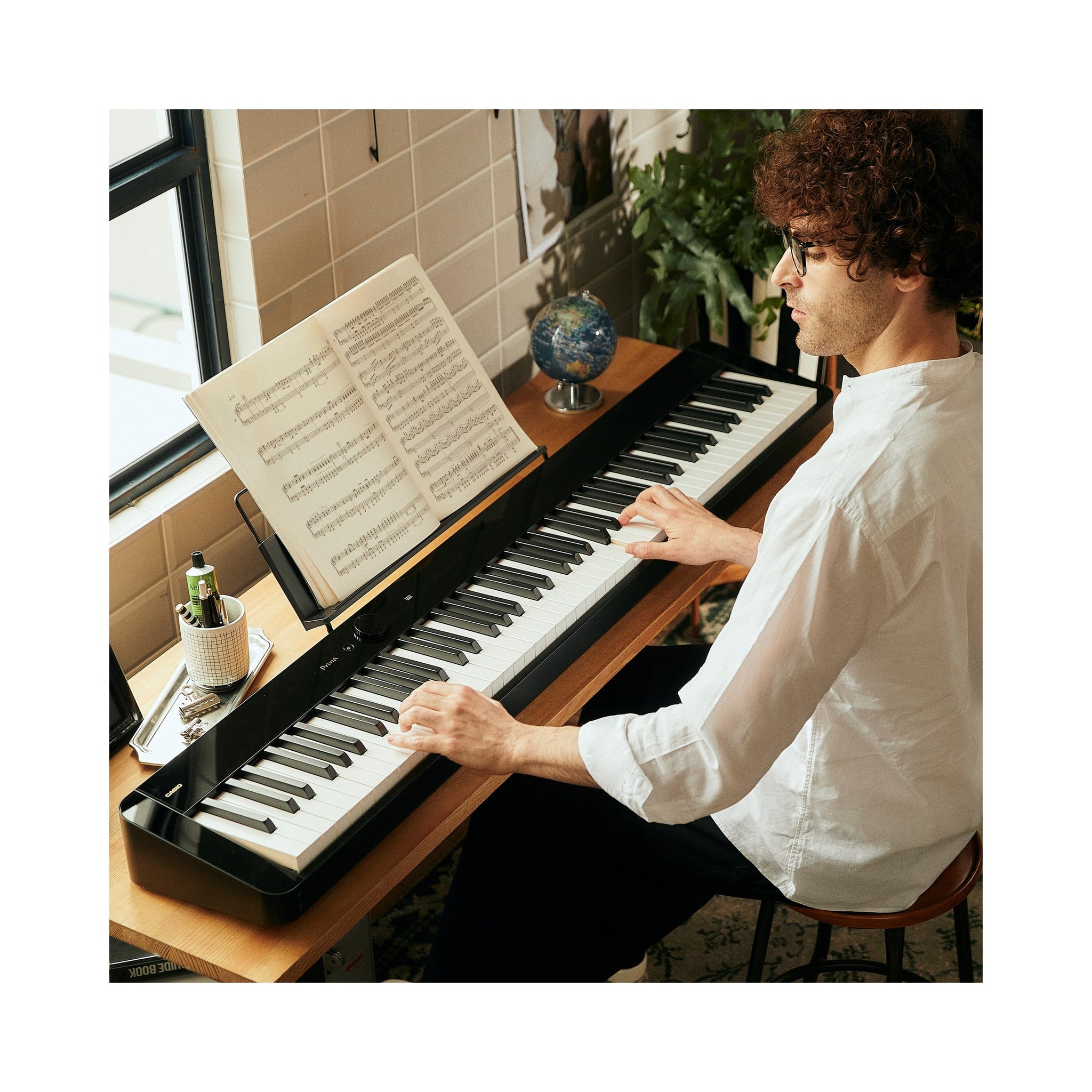 Piano digital de 88 teclas Casio Privia PX-S5000BK negro — vista adicional 1